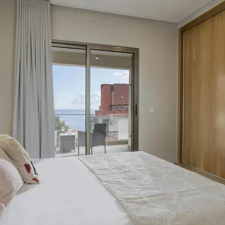 Casa Raposinhas I *